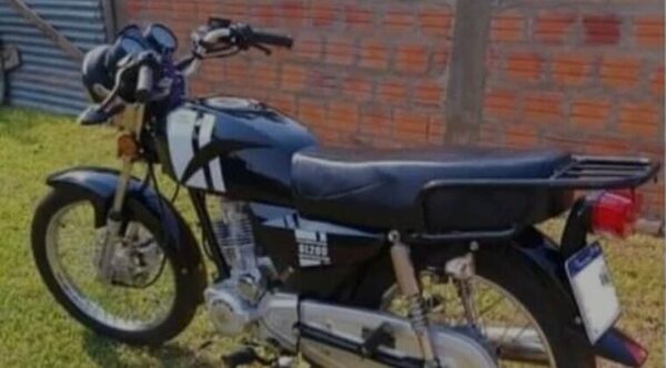 Motochorros asesinan de 4 puñaladas a un joven en Luque