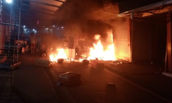 Dos casillas se incendian en el microcentro de CDE