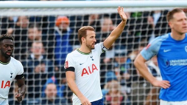 Harry Kane mete al Tottenham en la siguiente ronda de FA Cup