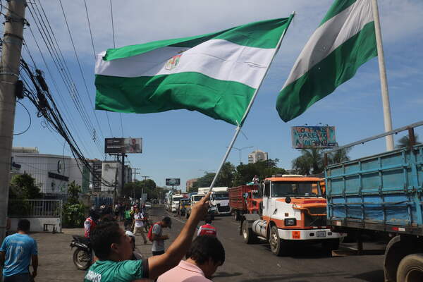 La economía boliviana en vilo por conflictos en el motor de su desarrollo - MarketData