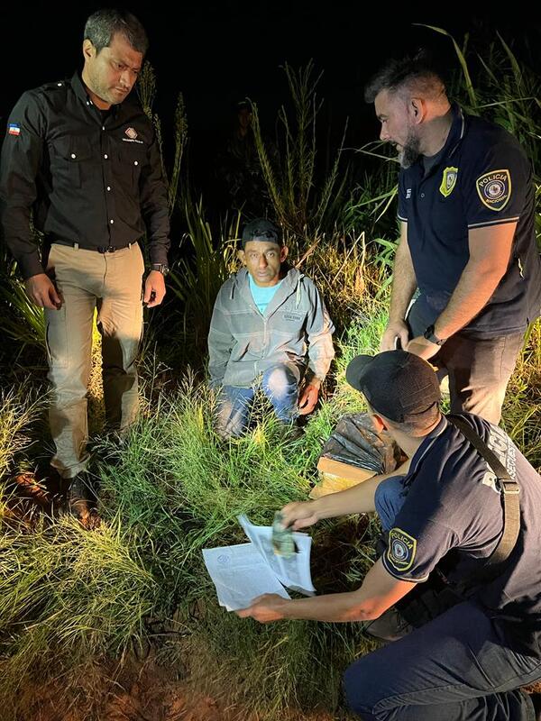 Capturan a un hombre que se hacía pasar por miembro del EPP para extorsionar | 1000 Noticias