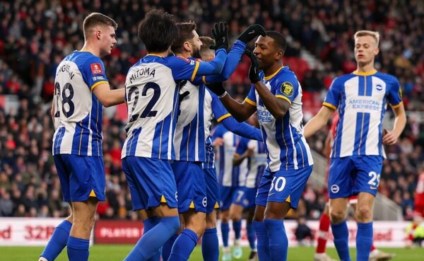 Con Enciso en cancha, Brighton golea al Middlesbrough y avanza en la FA Cup