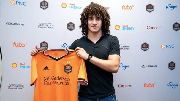 Iván Franco, presentado en el Houston Dynamo