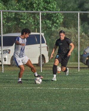 Amistosos para calibrar motores entre Guaireña y Ameliano - Fútbol - ABC Color