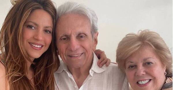 La Nación / Harry y sus misiles contra la familia real, el culebrón Preysler-Llosa y el regreso del novio de la nena
