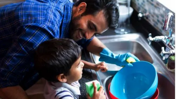 ¿Cómo lidiar con los chicos y la tecnología en estas vacaciones?