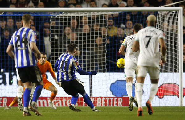 FA Cup: el Newcastle de Almirón, eliminado por un equipo de tercera división | 1000 Noticias