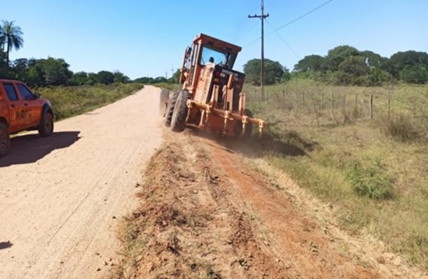 Reparan varios tramos de caminos vecinales | 1000 Noticias