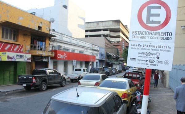 Cuidacoches podrán ser choferes de grúas en estacionamiento tarifado, confirman - Paraguaype.com