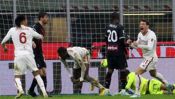 Roma rescata un empate de su visita al Milan