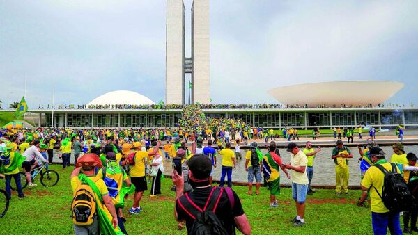 Democracia de Brasil, bajo fuego por intento de golpe de bolsonaristas
