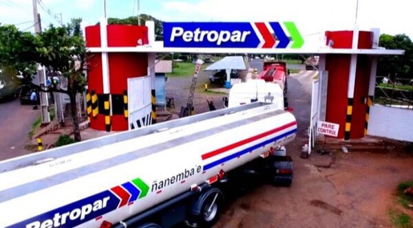 Camioneros anuncian reunión con Petropar para tratar la nueva suba de los combustibles - Informatepy.com