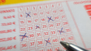 Diario HOY | Mujer gana 2 millones de dólares en la lotería tras ganar otro millón hace dos meses