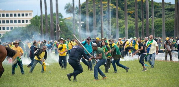 Tribunal Supremo de Brasil da 24 horas para desmantelar campamentos bolsonaristas | OnLivePy