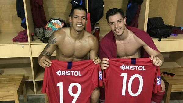 La "indirecta" de Julio Dos Santos por la vuelta de Diego Churín a Cerro Porteño