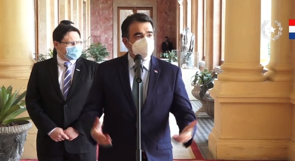 Llamosas cuestiona que emblemas privados hayan aumentado precio del gasoil | OnLivePy