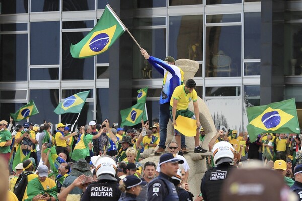 Diario HOY | El mundo condena el asalto de seguidores de Bolsonaro y apoya a Lula