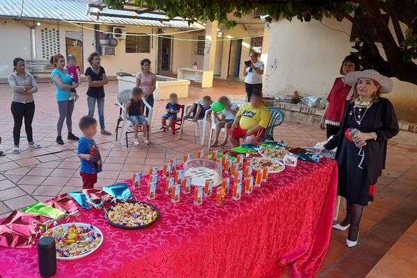 Diario HOY | Los Reyes Magos llegaron a los niños del Buen Pastor