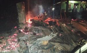 Hombre muere calcinado durante incendio de vivienda - ABC en el Este - ABC Color