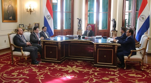 Gabinete económico analizó con Abdo resultados del 2022 y perspectivas para este año