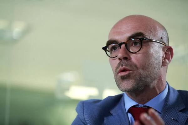 VOX denuncia la doble moral para juzgar los incidentes en Brasil - Informatepy.com