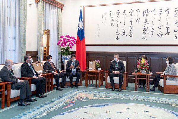 Misión parlamentaria encabezada por presidente de Dputados se encuentra en Taiwan