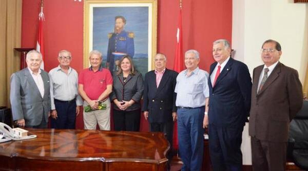 Históricos colorados quieren que se dejen de lado los movimientos internos - ADN Digital