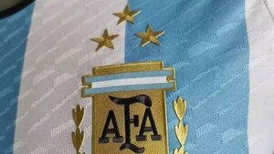 Argentina estrenará camiseta con tres estrellas en Sudamericano Sub 20