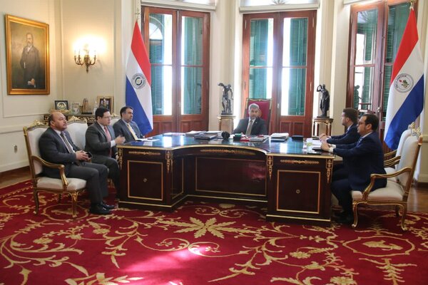Mario Abdo Benítez evalúo números auspiciosos del 2022 y perspectivas positivas para el 2023 - Revista PLUS