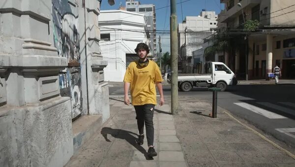 Mostrico inicia su carrera musical al son de “Con vos” - Música - ABC Color