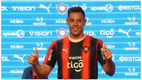 Diego Churín fue presentado: "Me apasiona estar acá"