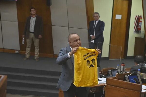 “Bachi” dice que la última vez que habló con Camilo fue cuando era ministro - Política - ABC Color