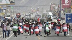 Doce muertos en Perú tras choques entre manifestantes antigubernamentales y fuerzas del orden