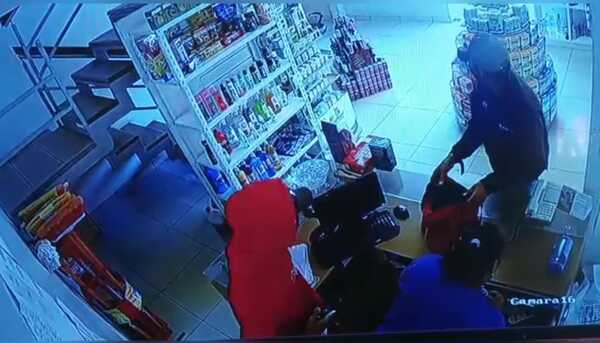 Inseguridad golpea a comerciantes en Concepción