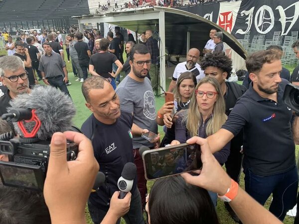 Diario HOY | Funeral de Roberto Dinamite tuvo más presencia de exfutbolistas que el de Pelé