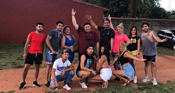 La Comparsa Alegría y Samba ya hizo su prueba de vestuario - Te Cuento Paraguay