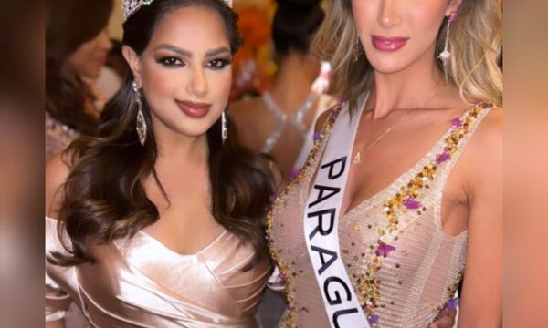 (VIDEO)Apareció la Miss Universo con aún más peso y posó con Miss Paraguay