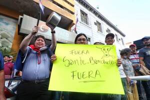 Funcionarios de Copaco exigen destitución de Vallese - ADN Digital