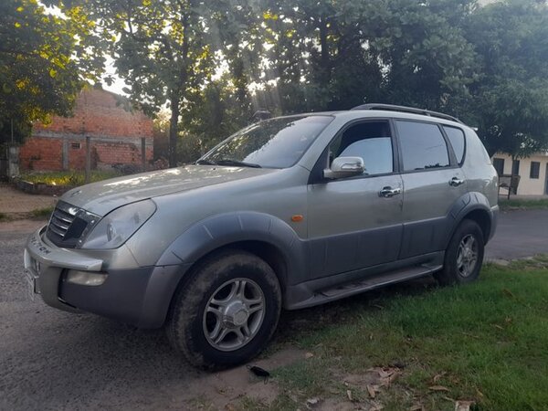 Recuperan camioneta robada gracias a que tenía poco combustible