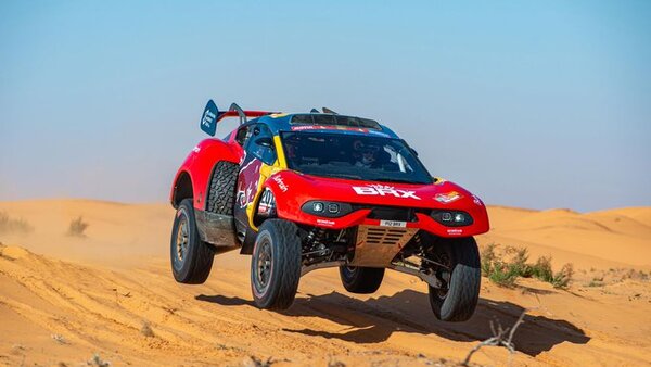 Sébastien Loeb suma la tercera victoria y ya es tercero