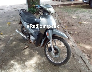 Agentes de la Comisaría Segunda recuperaron una motocicleta hurtada - Radio Imperio