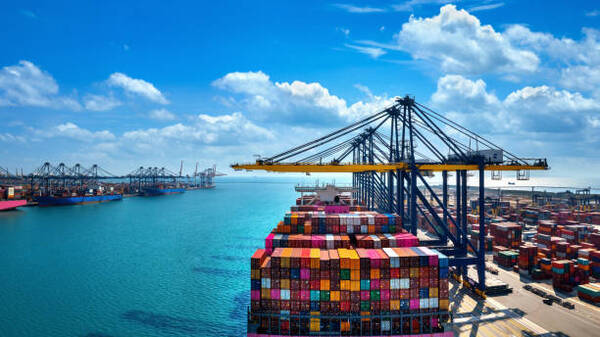 En 2022, exportaciones latinoamericanas crecieron 20% por la subida de precios - Revista PLUS