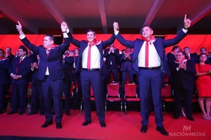 Diario HOY | Proclaman a Cartes, Peña y Alliana como flamantes ganadores de las internas
