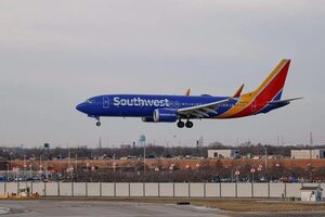 Un fallo en sistema de control afecta a vuelos en todo espacio aéreo de EEUU - Mundo - ABC Color