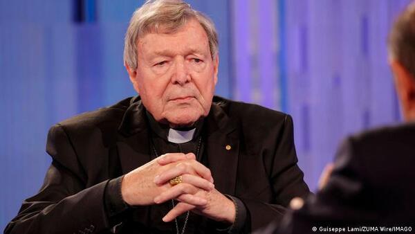 La demanda civil por daños psicológicos contra el cardenal Pell en Australia seguirá tras su muerte