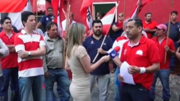 Funcionarios de Copaco marchan hasta Hacienda para exigir salarios