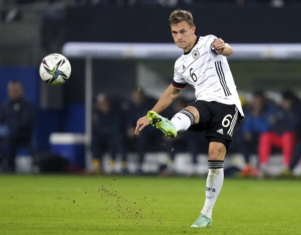 Kimmich dice que sus tres hijos le evitaron una depresión después del Mundial