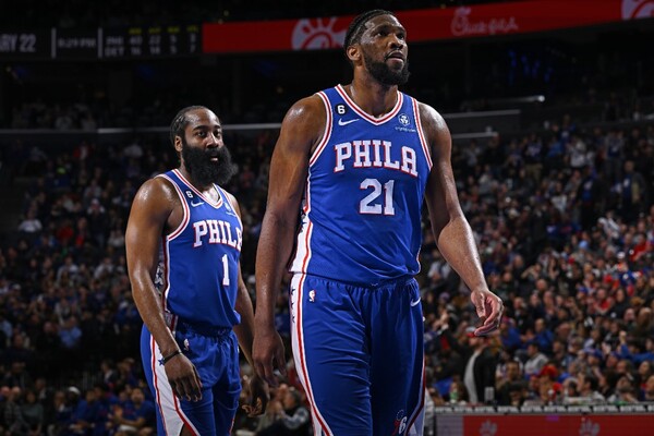 Diario HOY | Embiid y Harden lideran fiesta ofensiva en la NBA