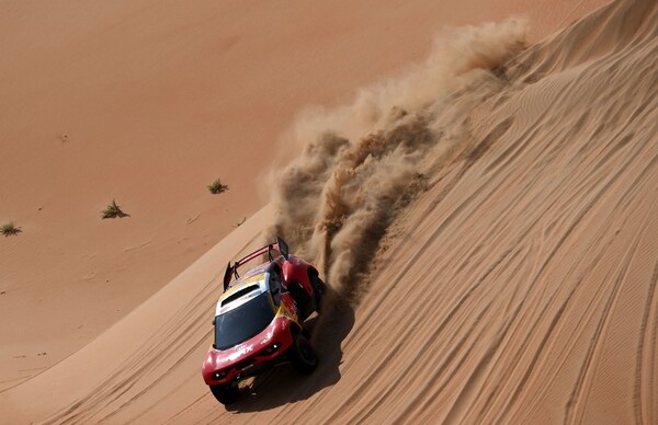 Diario HOY | Loeb logra su cuarto triunfo de etapa en el Dakar 2023