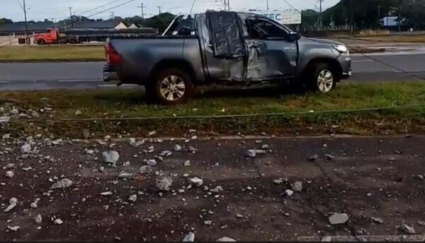 Hijo de medicos accidentados en Foz está mejorando